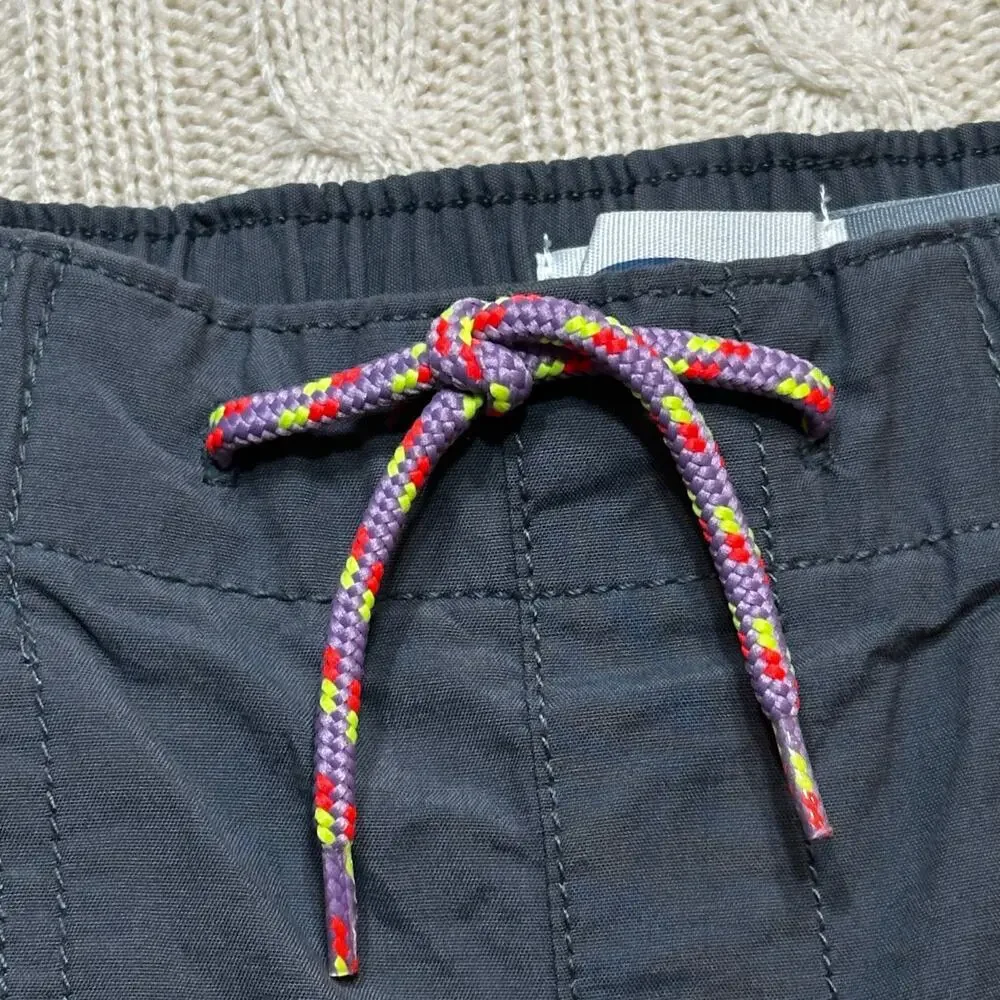 New Old Navy Grey Shorts sz L (10-12) Girls Shorts 3